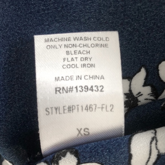 SOLD - Papermoon - Bonney Floral Keyhole Neck Halter Top - Stitch Fix - Picture 10 of 10